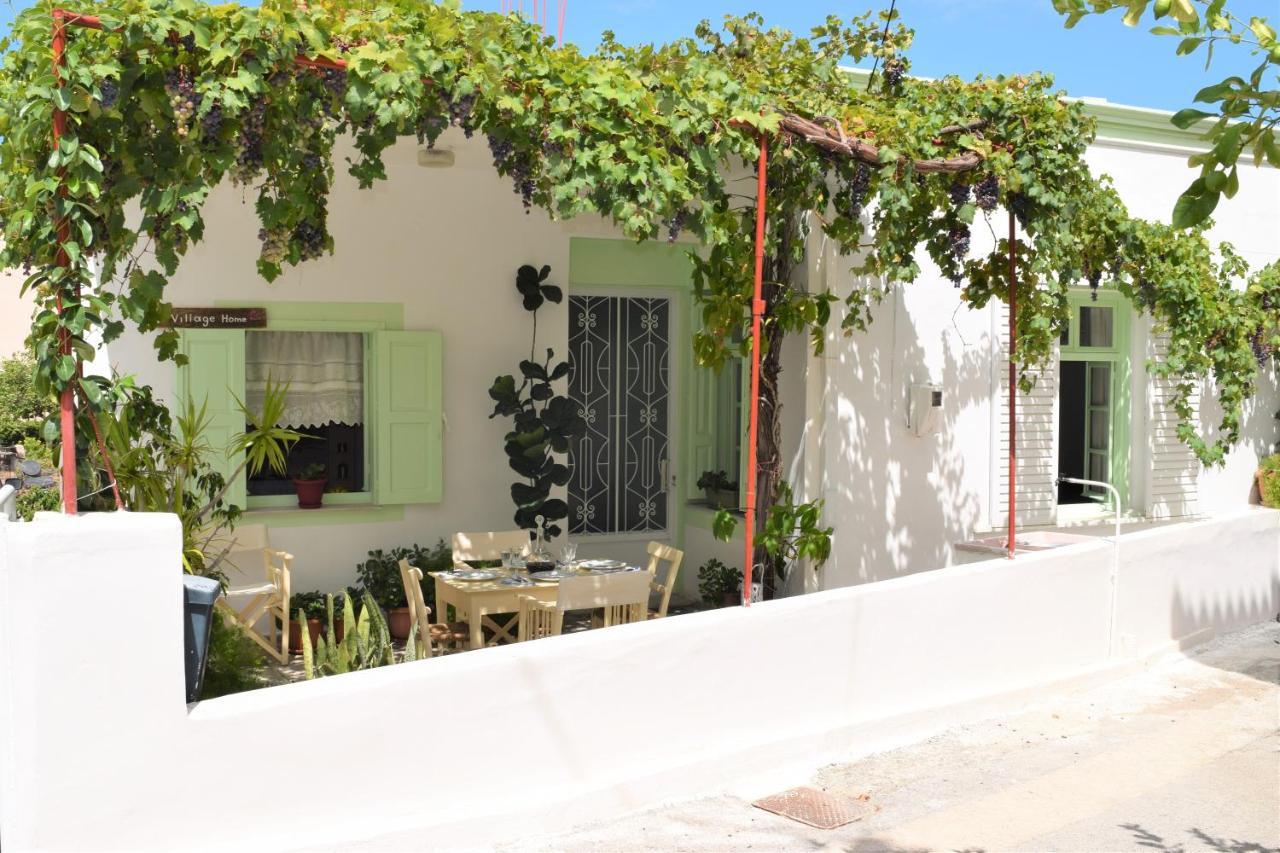 Village Home In Paradeísion Extérieur photo
